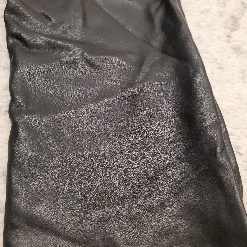 Leather Soft Black Leggings - Picture 3 of 9